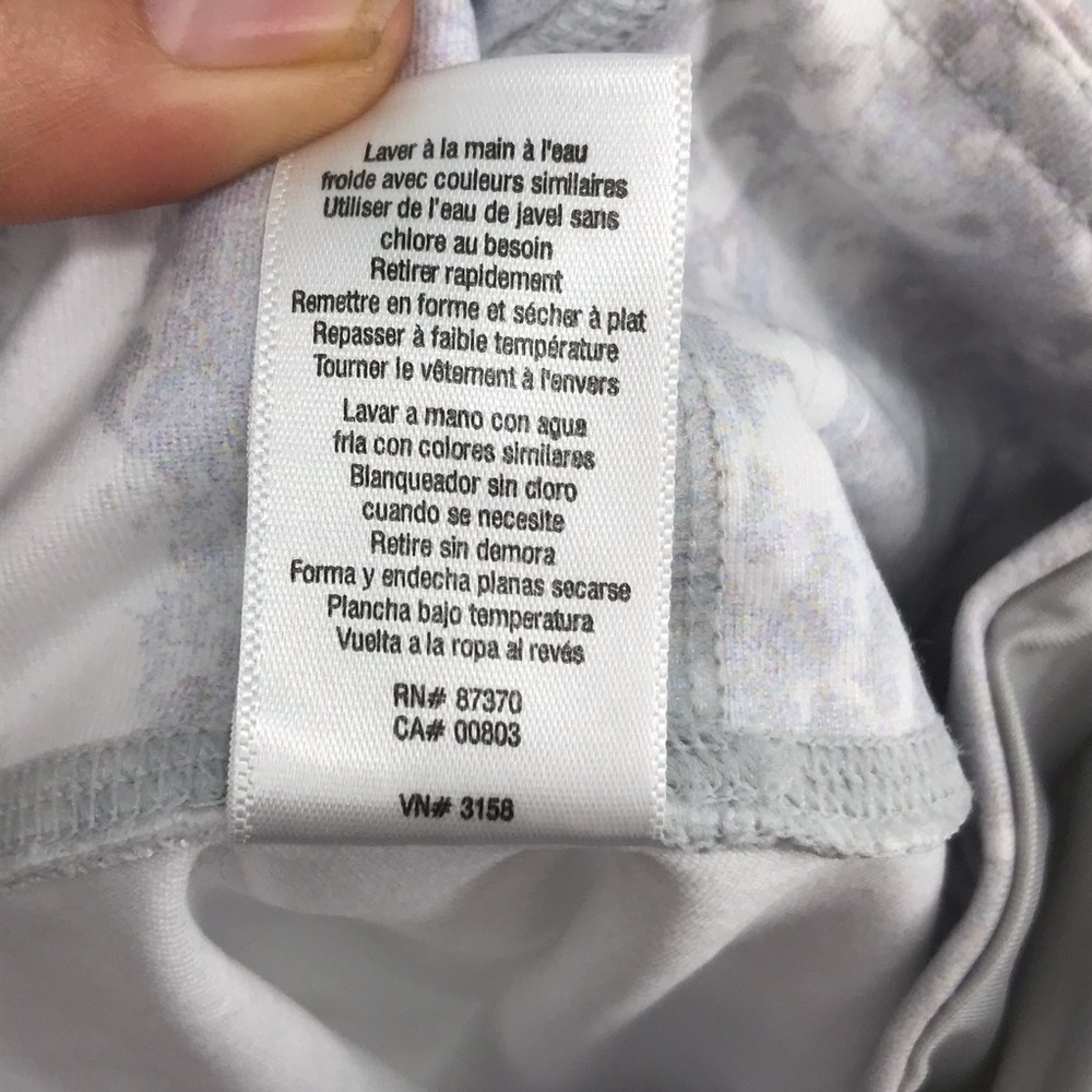 Alo Yoga Airbrush Legging White Python Snakeskin - image 8